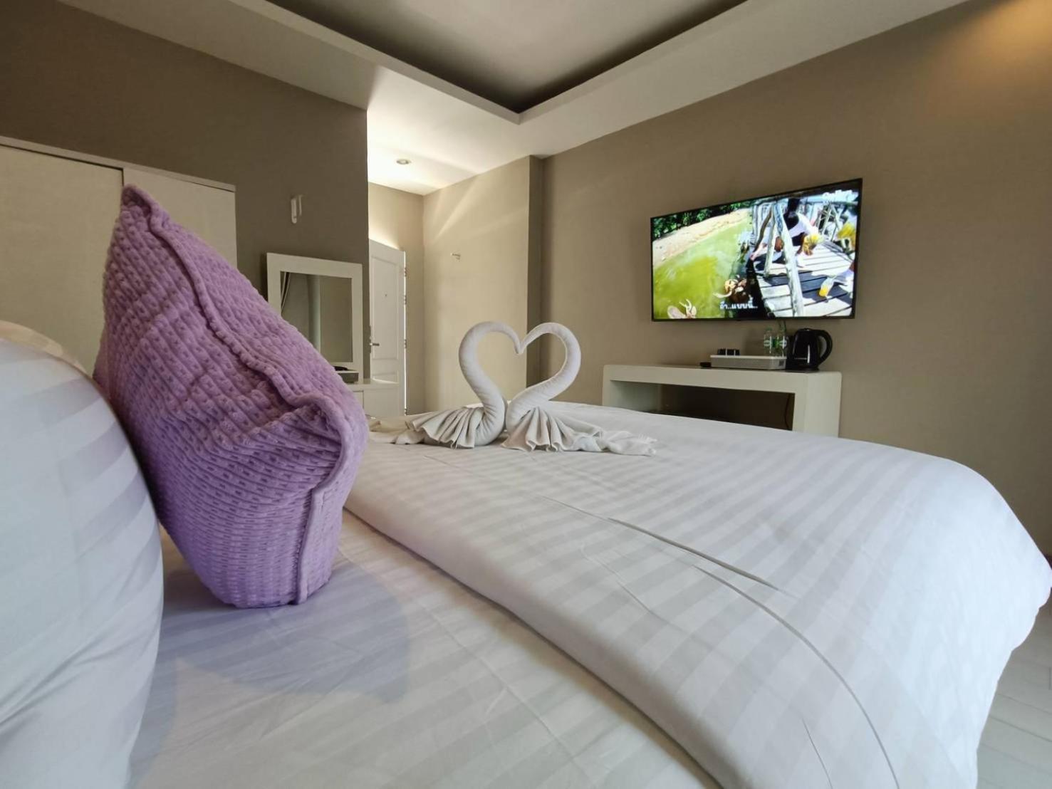 The Guest Chang Moi Boutique Hotel Chiang Mai Exterior photo