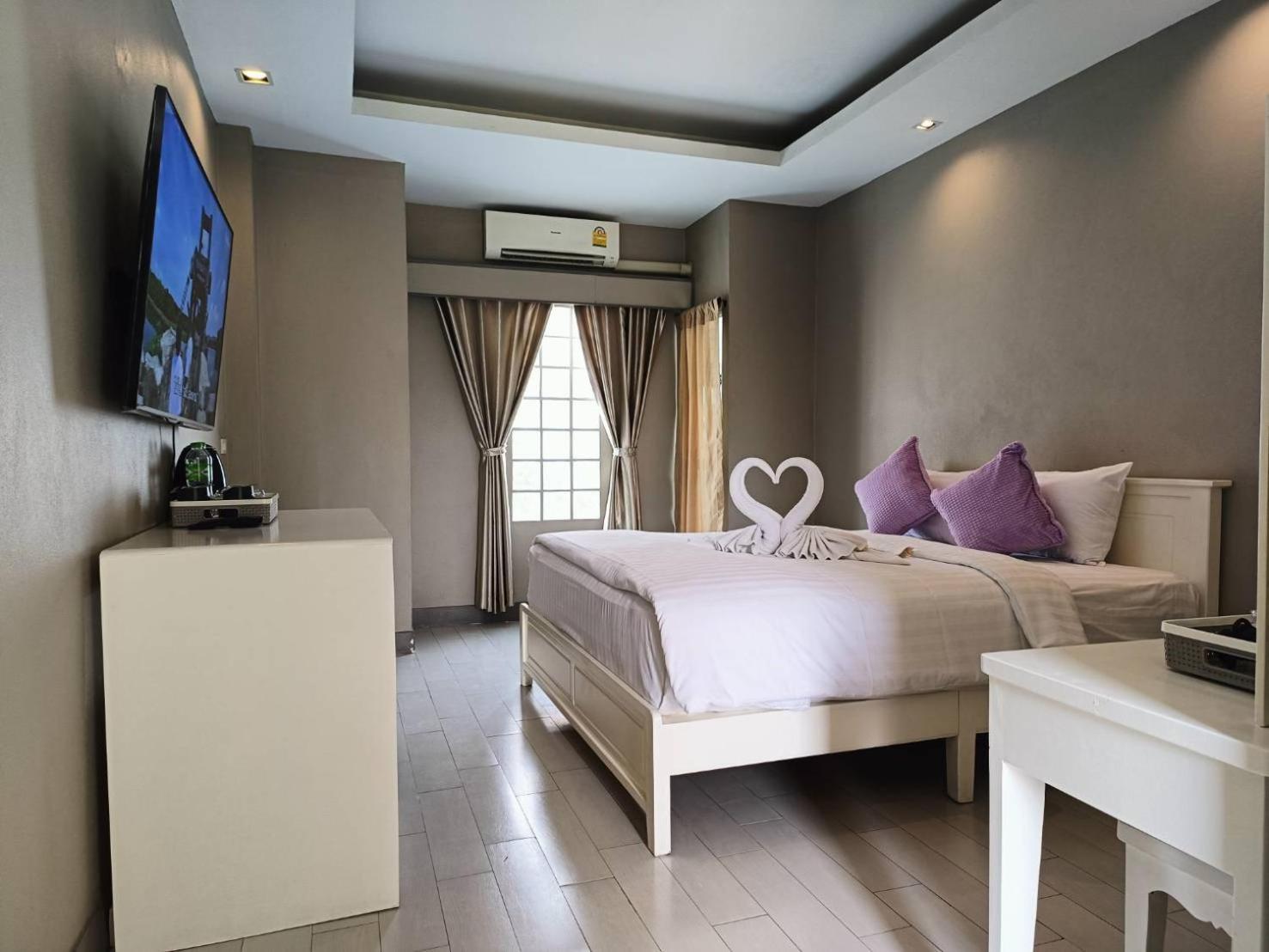 The Guest Chang Moi Boutique Hotel Chiang Mai Exterior photo