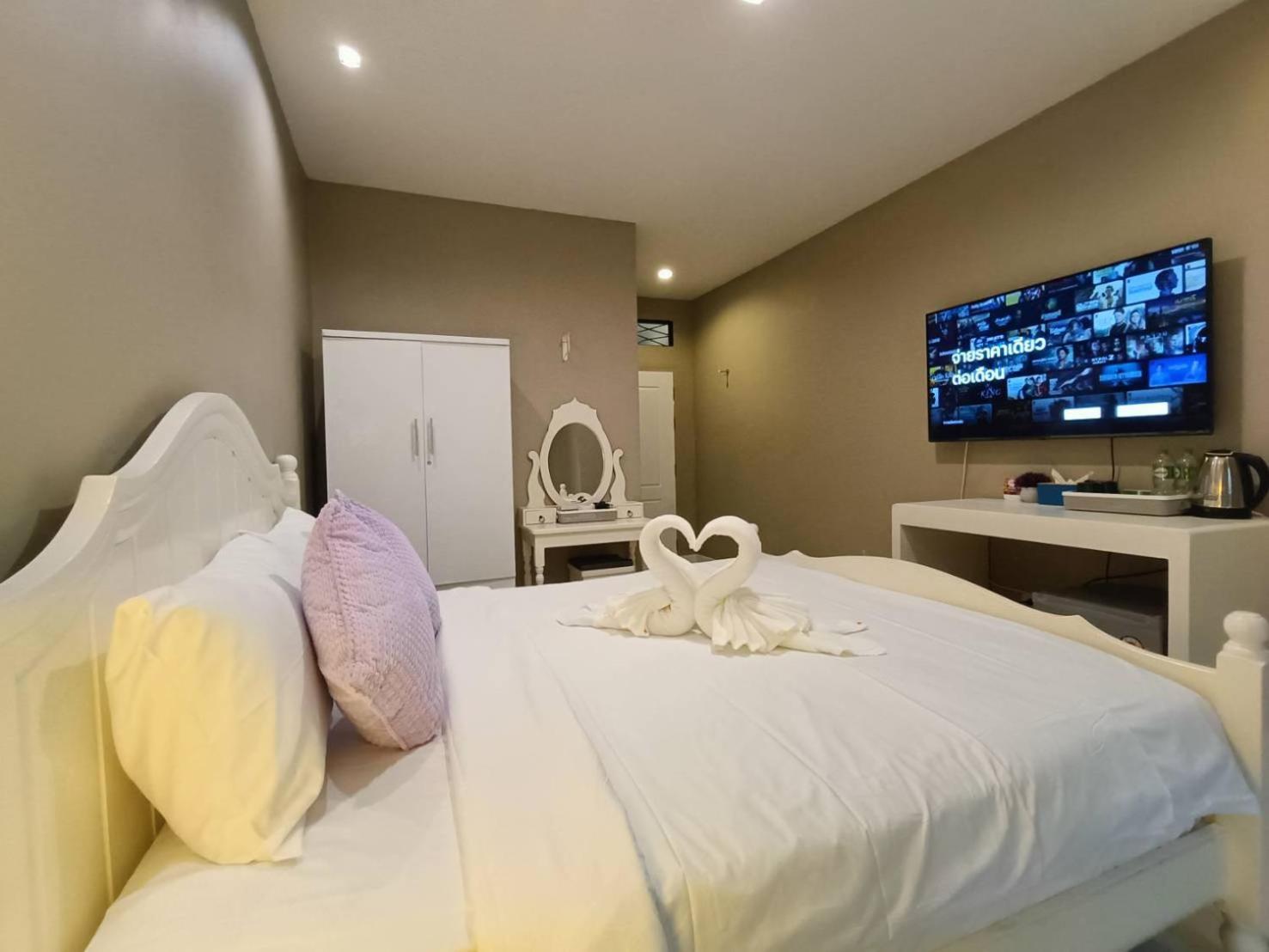 The Guest Chang Moi Boutique Hotel Chiang Mai Exterior photo